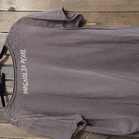 Magnolia Pearl Tee - Picture 4 of 4